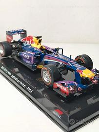 1:24 Red Bull RB9 - Sebastian Vettel 2013