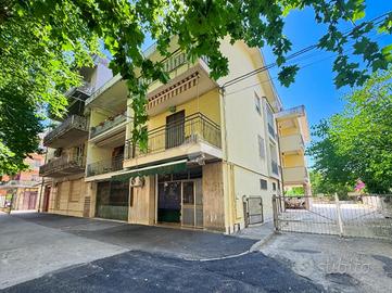 3 LOCALI A CHIETI