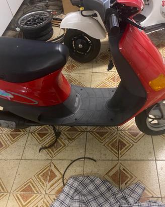 Piaggio zip leggere descrizione