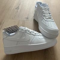 Nike Air Force 1 07 Classic Low-Top, Bianco / 42