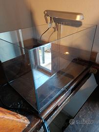 Acquario/tartarughiera più lampada