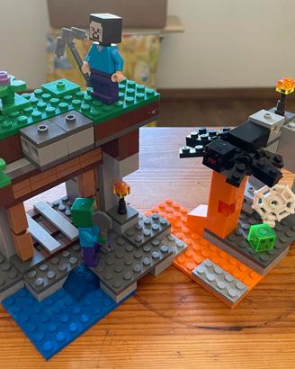 Set lego 1/3 Minecraft, pianura. 