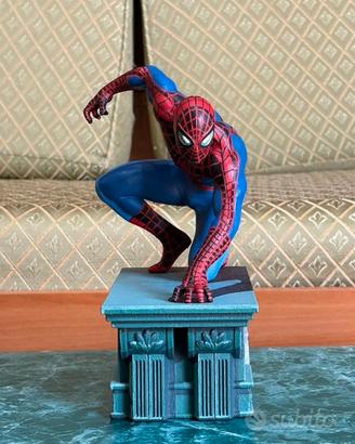 Spiderman Animated series statue 1/6 scale