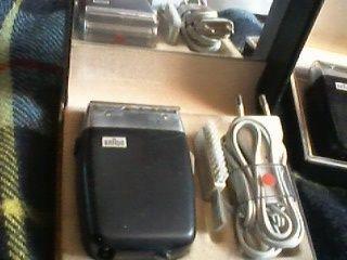 DUE Rasoi elettrici  BRAUN anni '60 modernariato