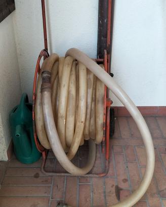 canna tubo dell'acqua 