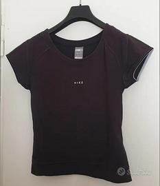 T-shirt Nike dri-fit da donna tg.M 