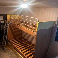 Letto a castello+mobili cameretta