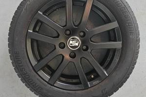 Cerchi in lega e gomme invernali 205 55 16