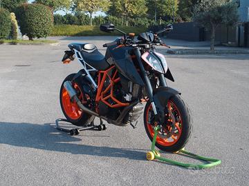 KTM Superduke 1290 R - 2017