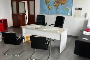 ampio locale ad uso artigianale/ufficio