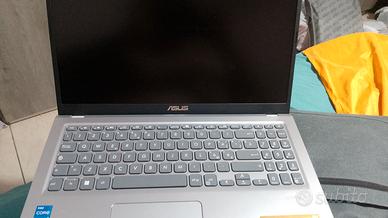 Computer notebook Asus