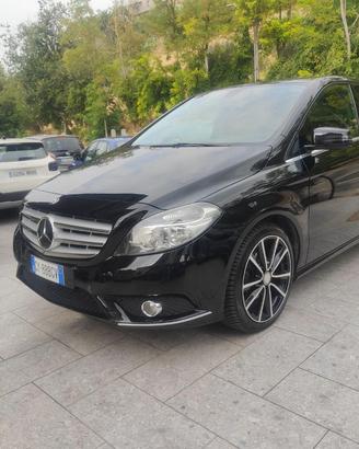 MERCEDES-BENZ B 180 CDI Executive_AUTOMATICA