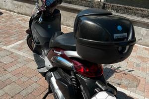 Beverly 500