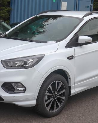 Ford Kuga STLINE in ricambi