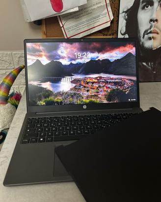 HP 250 GEN 10 INTEL I7 16GB RAM