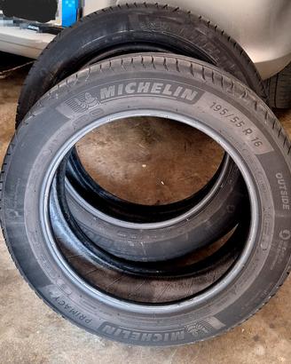 2 pneumatici usati Michelin Privacy 4 (195/55 R16)