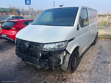 VOLKSWAGEN Transporter 2.0TDI 110 PC Furg.
