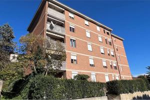 FERRO DI CAVALLO TRILOCALE CON GIARDINO