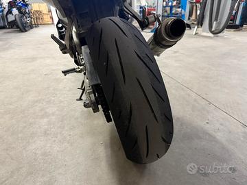 Kawasaki zx6r
