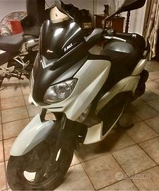 Yamaha X-Max 250 - 2010