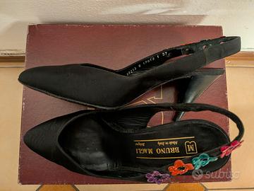 Scarpe nere con tacco - Magli