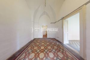 APPARTAMENTO INDIPENDENTE AL PIANO TERRA CON SCOPE