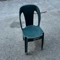 Sedie plastica verdi