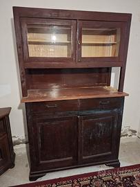 Credenza antica in legno