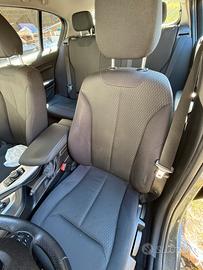 BMW SERIE 1    F20 interni