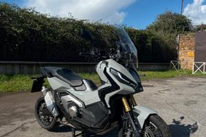 Honda xadv 750