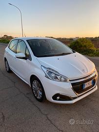 Peugeot 208 blue active 1.6 75cv