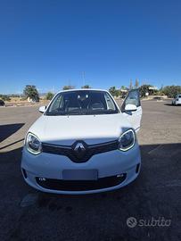 Twingo intense elettrica pari al nuovo