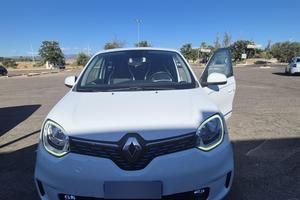 Twingo intense elettrica pari al nuovo