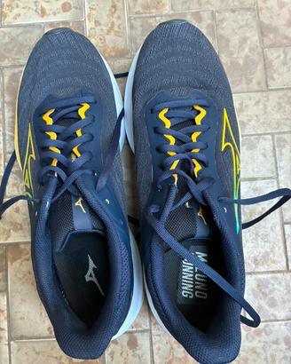 MIZUNO WAVE ULTIMA 16