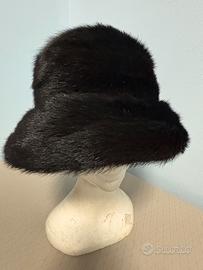 Cappello visone nero Blackglama modista Evelina