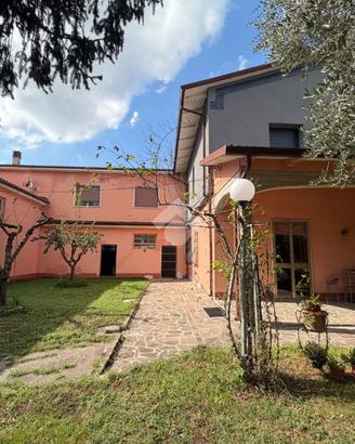 BIFAMILIARE A SAN FELICE SUL PANARO