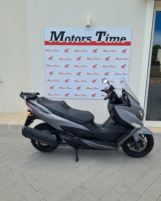Suzuki Burgman 400 Abs