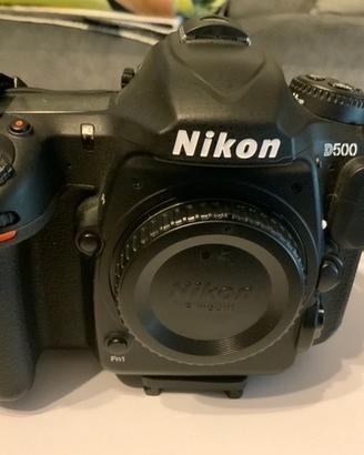 Nikon D 500