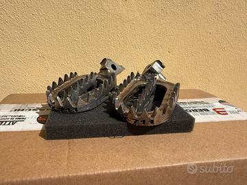pedane maggiorate yamaha yzf