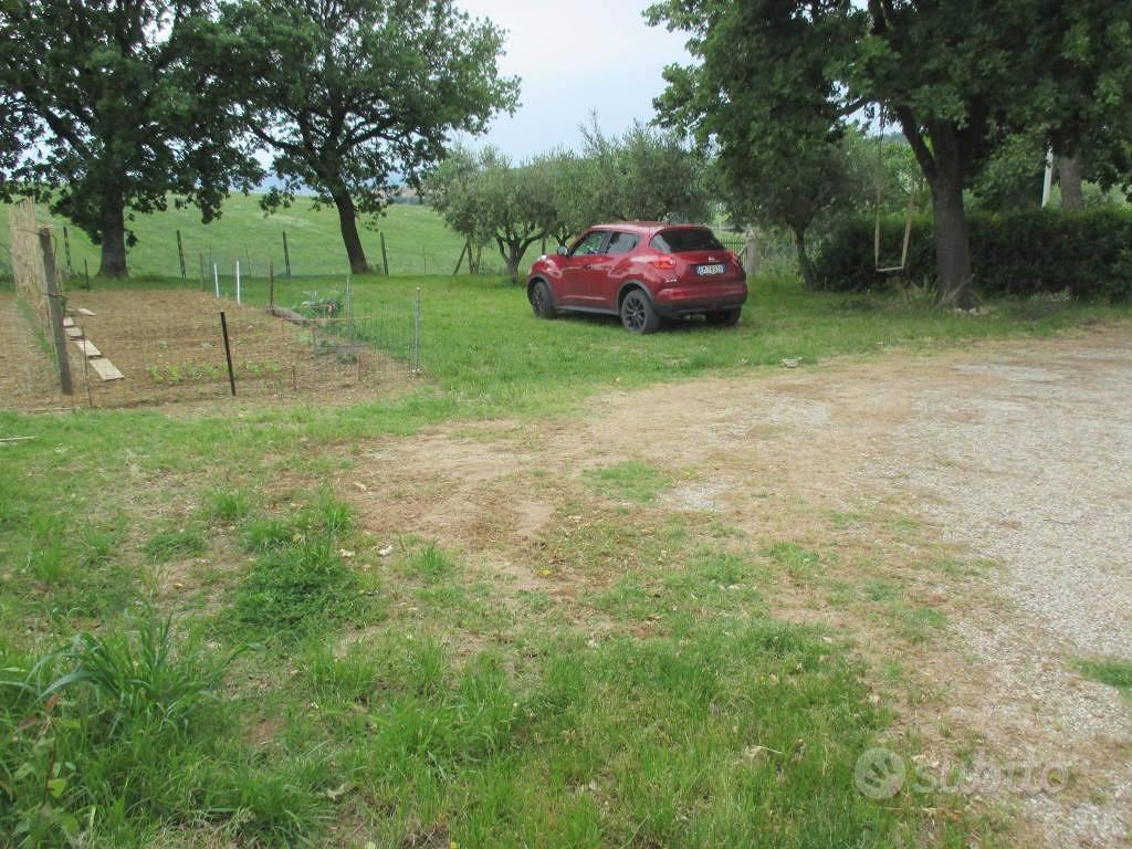 Rustico / Casale di 500 m² con più di 5 locali e b - Altro