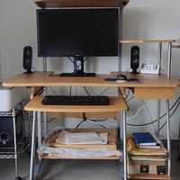 Scrivania assemblabile per PC