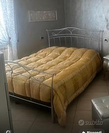 🛏️ *LETTO MATRIMONIALE CON CONTENITORE*