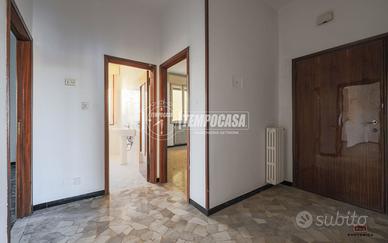 QP61 AMPIO QUADRILOCALE CON GIARDINO PRIVATO