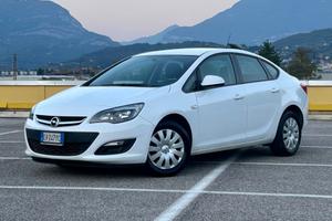Opel Astra 1.4 Benz 5 porte Cosmo SOLO 55.000km