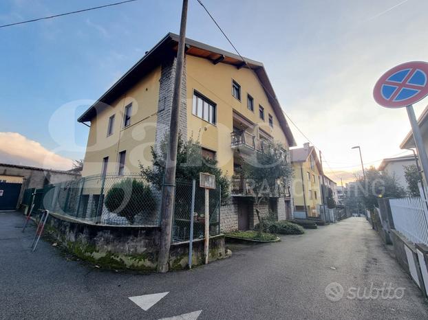 Appartamento Lecco [Cod. rif 3207380VRG]