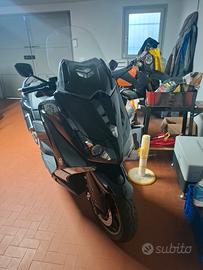 Yamaha tmax 530 