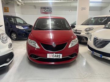 Lancia Ypsilon 1.2 69 CV 5 porte GPL Ecochic Plati