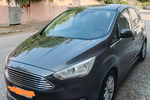 Ford CMax Tdci 1.5 titanium start stop. 