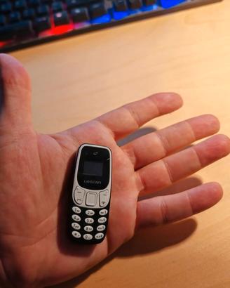 mini telefono micro smartphone R8star spy 2 sim 