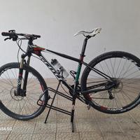 Scoot scale 930  29" carbon